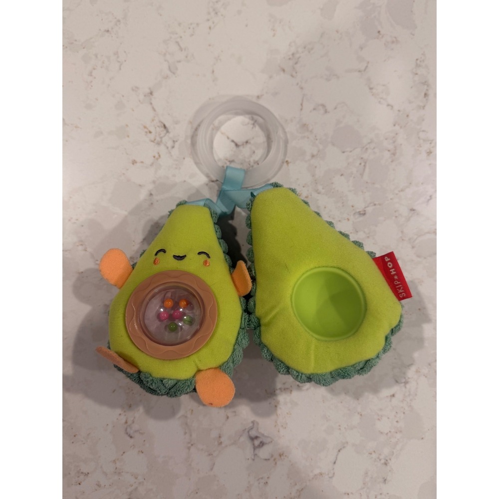 Skip Hop Farmstand Avocado‎ Stroller Toy Plush Baby Rattle Green 305250